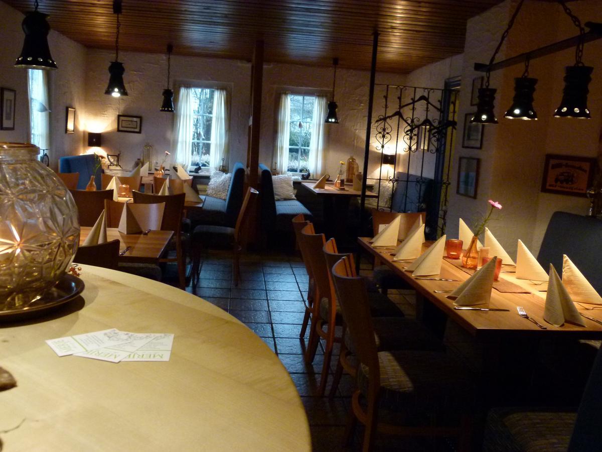 Landgasthof & Hotel "Merje" Kreuztal Bagian luar foto