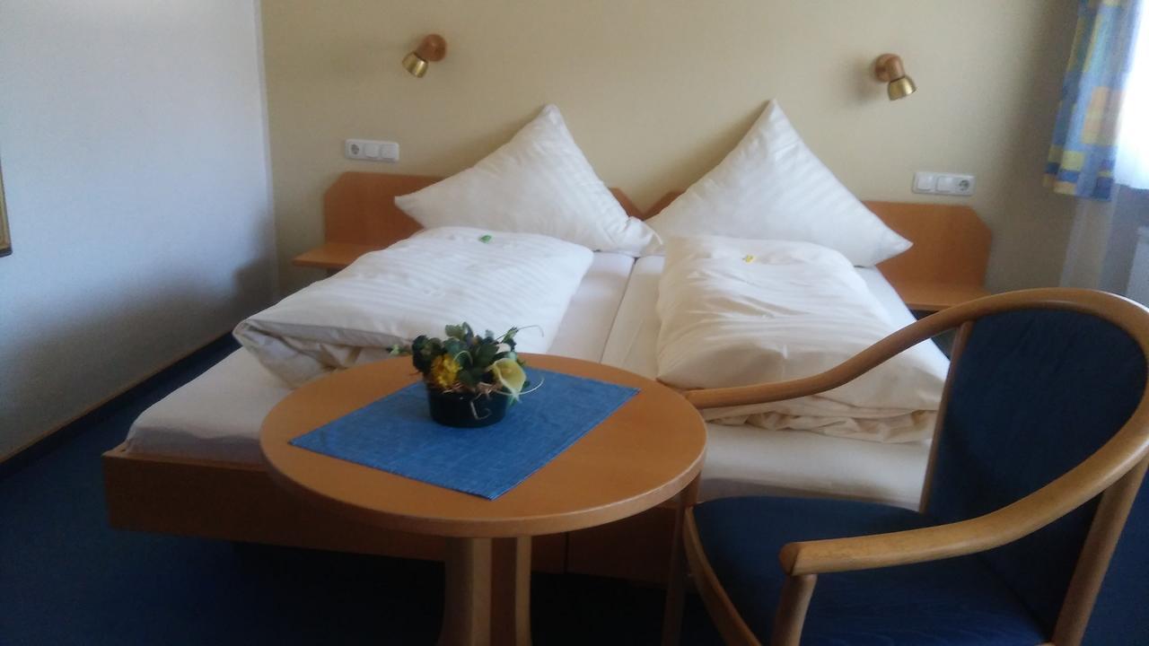 Landgasthof & Hotel "Merje" Kreuztal Bagian luar foto